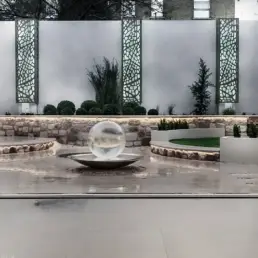 the round garden